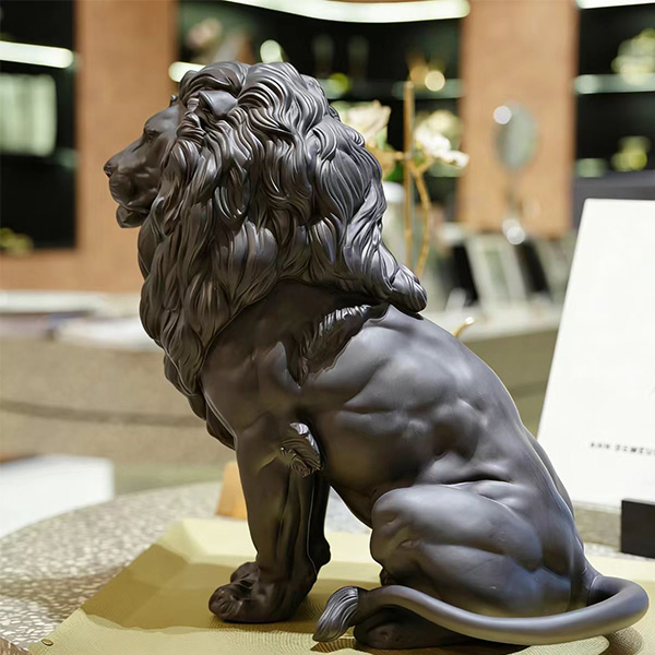 Lion sculpture